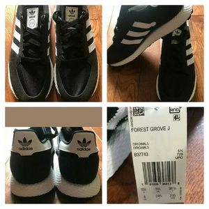 ADIDAS ORIGINALS FOREST GROVE J
